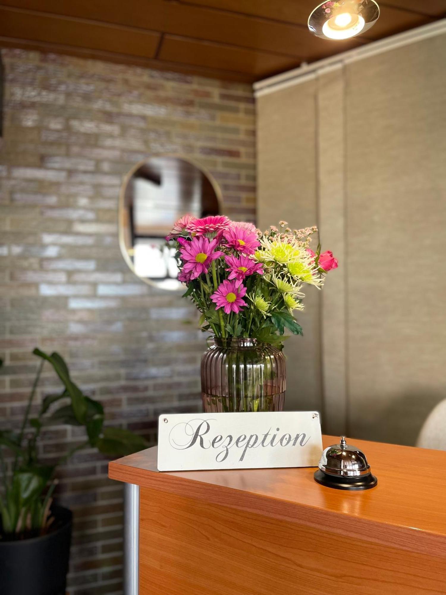 Hotel-Pension Hommen Koblenz  Ngoại thất bức ảnh