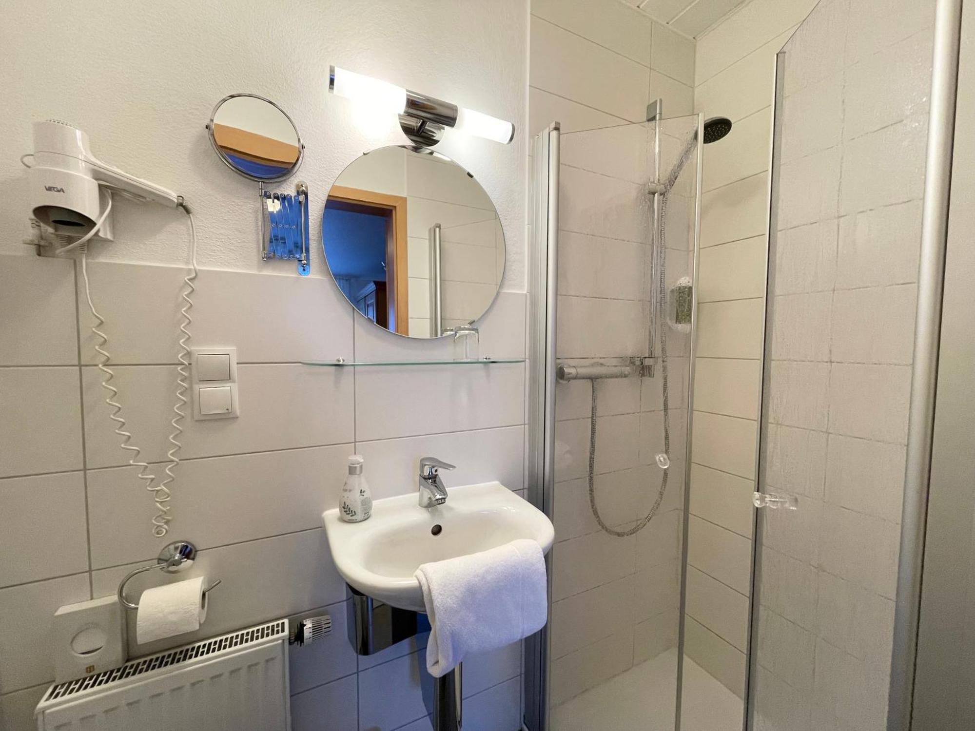 Hotel-Pension Hommen Koblenz  Ngoại thất bức ảnh
