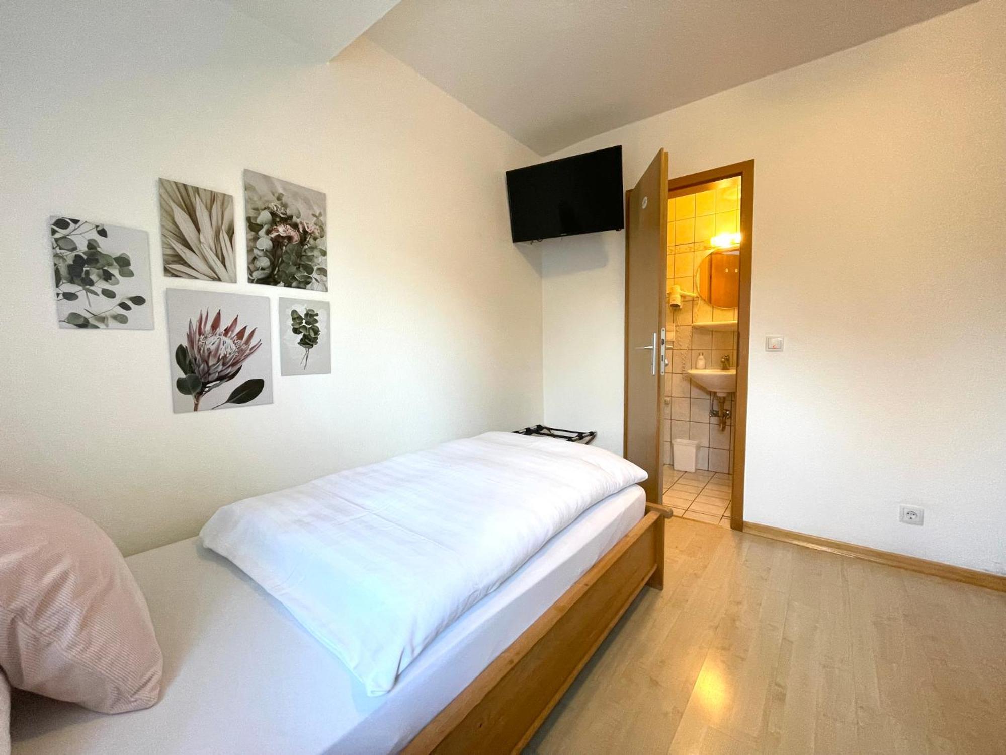 Hotel-Pension Hommen Koblenz  Ngoại thất bức ảnh